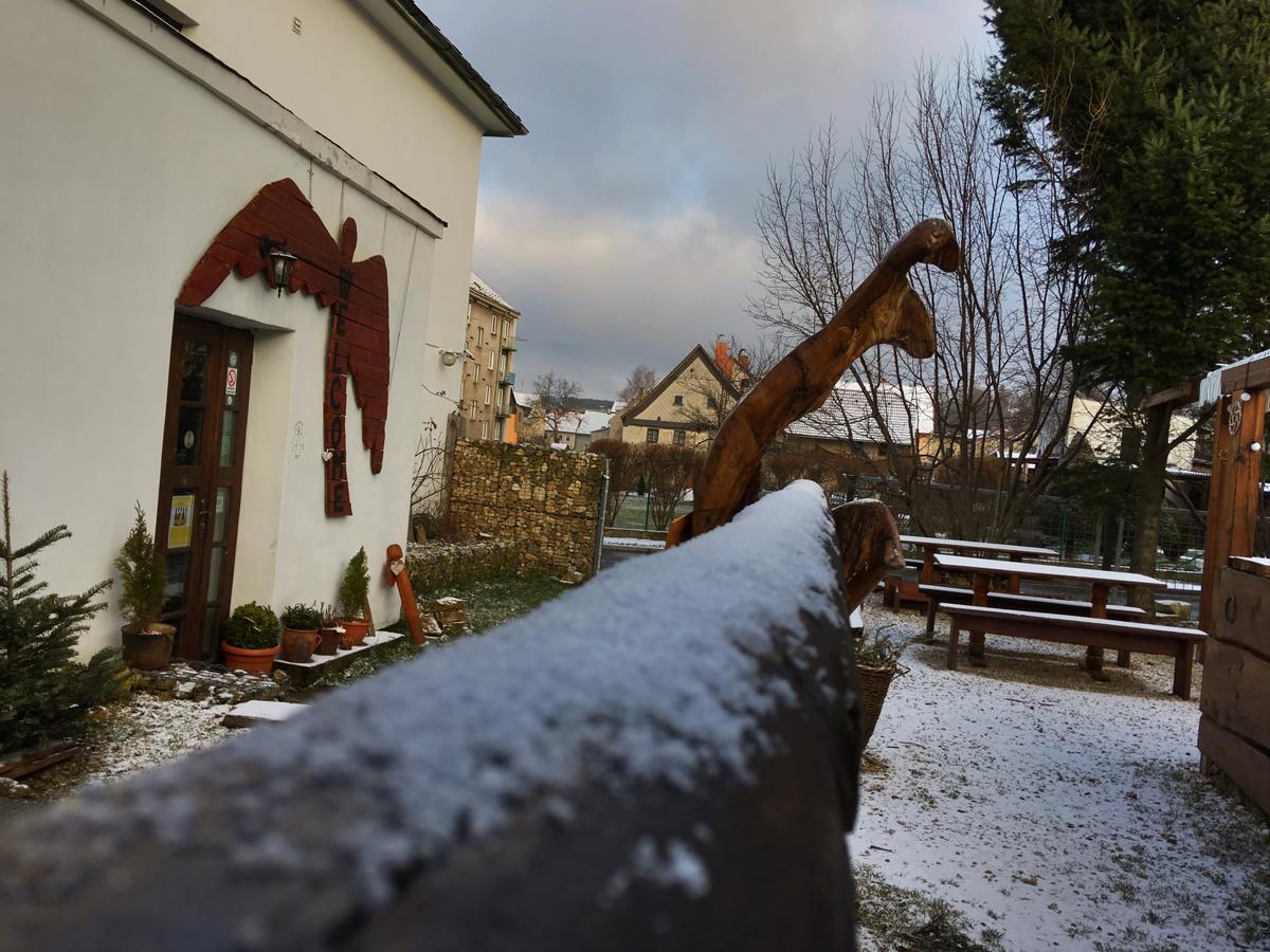 U Vsech Andelu Hotel Nove Mesto pod Smrkem Kültér fotó